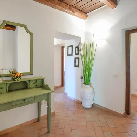 Stunning In Ferienhaus *